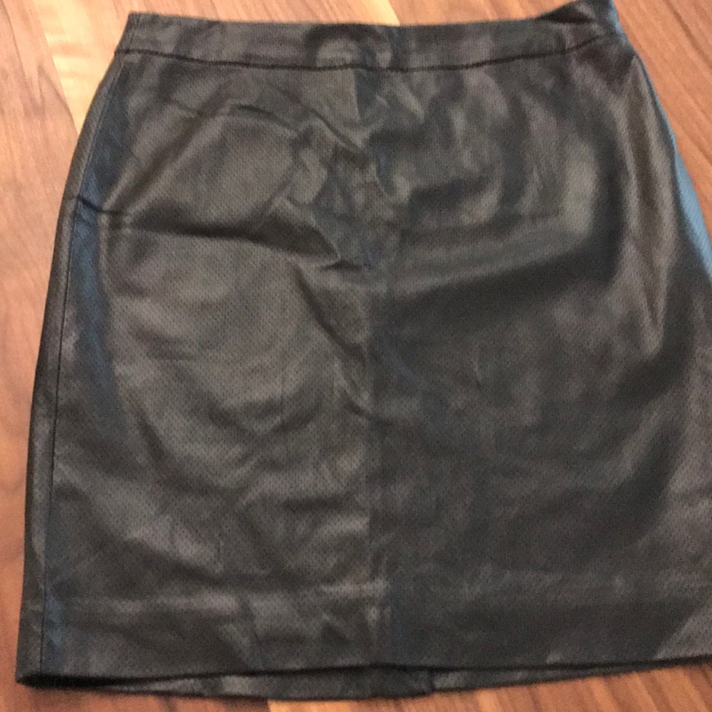 Rhyme and Exho faux leather skirt black medium